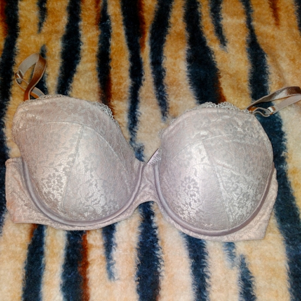 Vs Bra